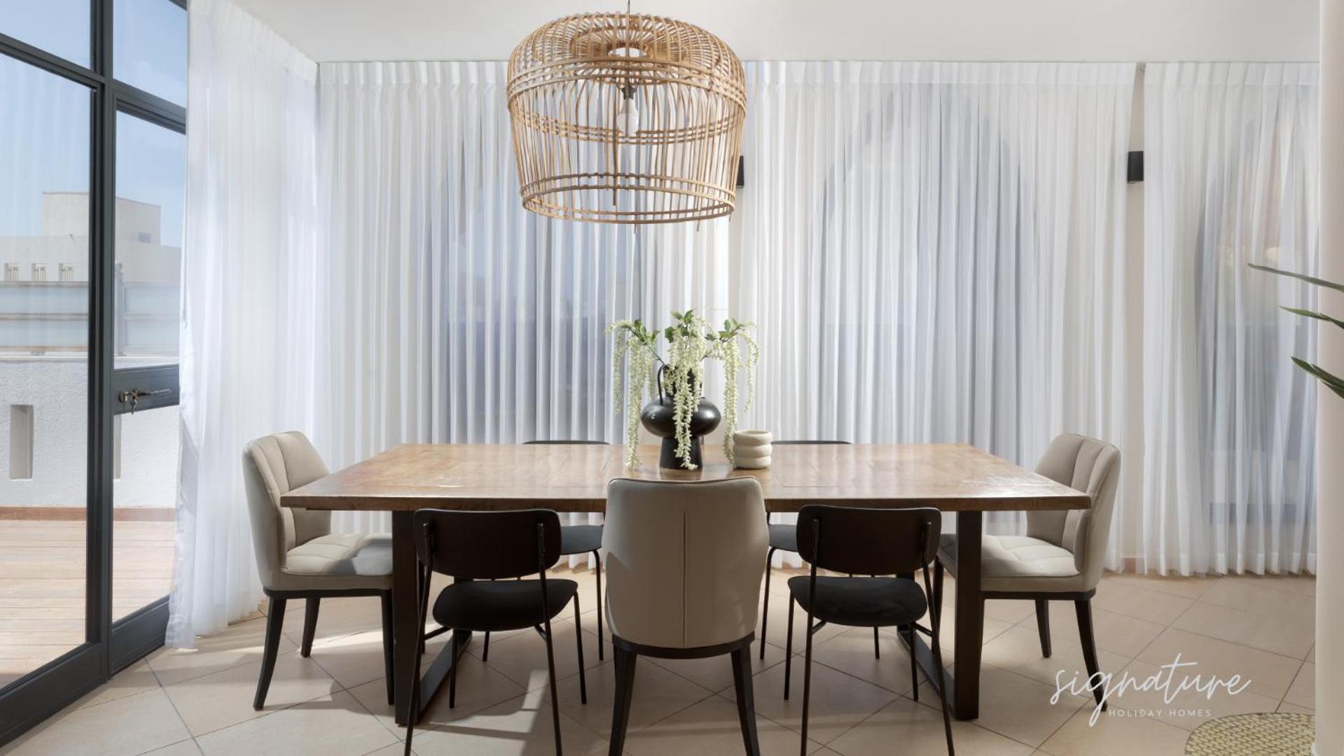 Luxurious 130sqm Family Penthouse